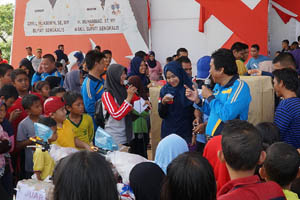 Peringati HUT, Damkar Bengkalis Bagi-bagi Hadiah